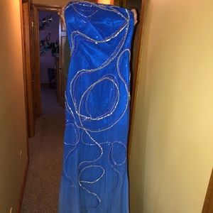 Blue prom dress